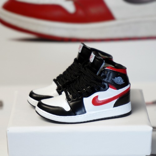 신발 미니어쳐 Nike Air Jordan 1 AJ1 Red hook and black toe MT-0110