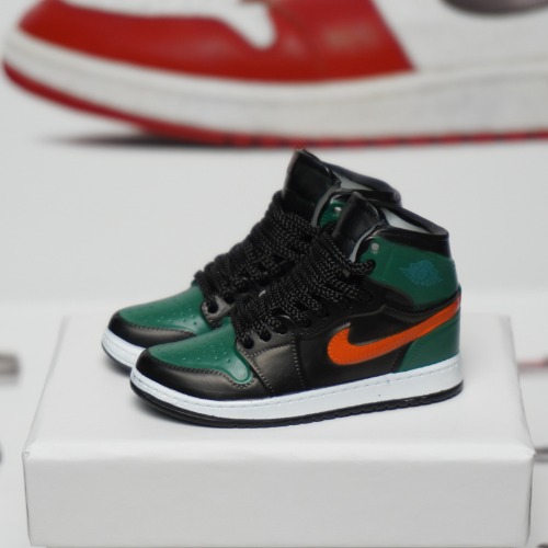 신발 미니어쳐 Nike Air Jordan 1 AJ1 black green orange MT-0178