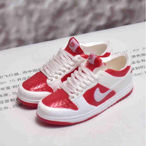 신발 미니어쳐 Nike SB DUNK university red MT-0491