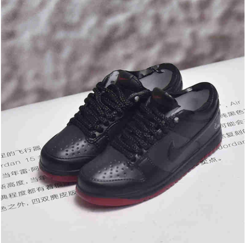 신발 미니어쳐 Nike SB DUNK black pigeon MT-0503