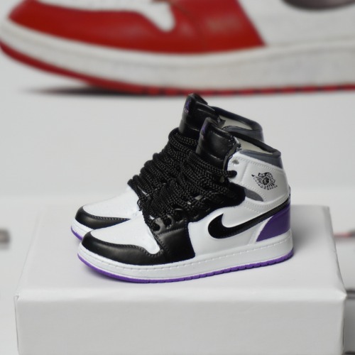 신발 미니어쳐 Nike Air Jordan 1 AJ1 black and white purple MT-0187