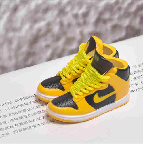 신발 미니어쳐 Nike DUNK special edition high top black and yellow MT-0601