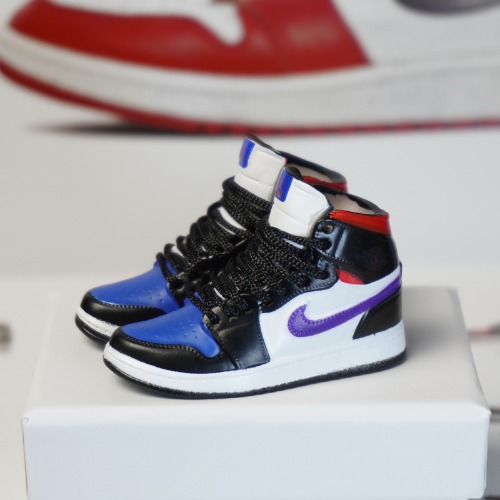 신발 미니어쳐 Nike Air Jordan 1 AJ1 red and blue lakers MT-0183