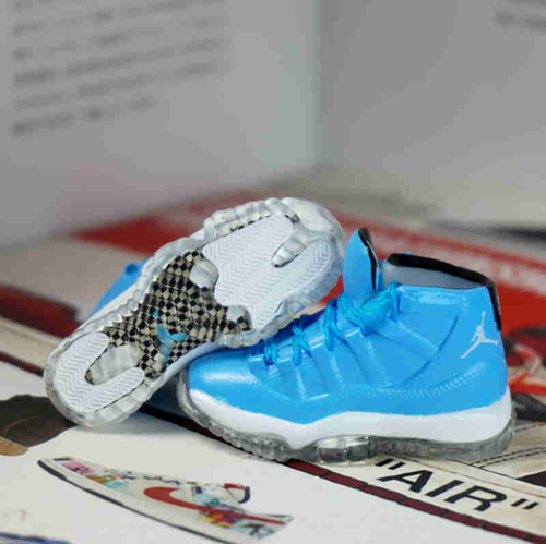 신발 미니어쳐 Nike Air Jordan 11 AJ11 11 North Carolina Blue MT-0314
