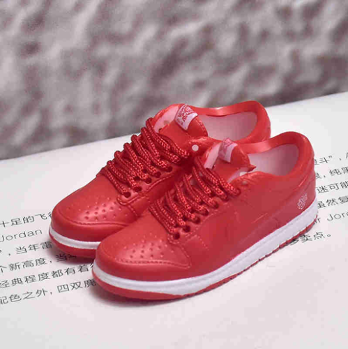 신발 미니어쳐 Nike SB DUNK girls don&#039;t cry red MT-0530